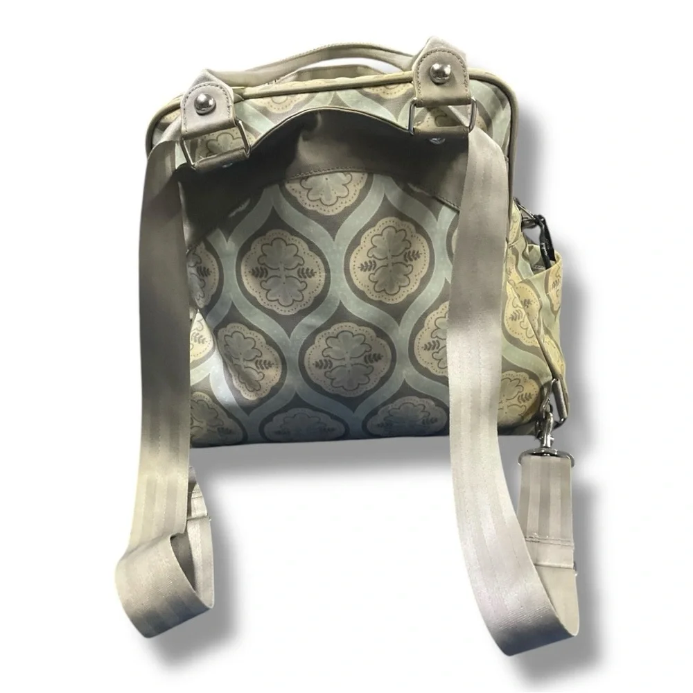 Petunia Pickle Bottom Diaper Bag Backpack Zip Top Gray Breakfast‎ In Berkshire